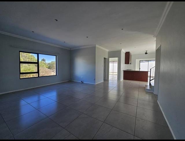 3 BEDROOM HOUSE FOR SALE IN SHELLEY POINT